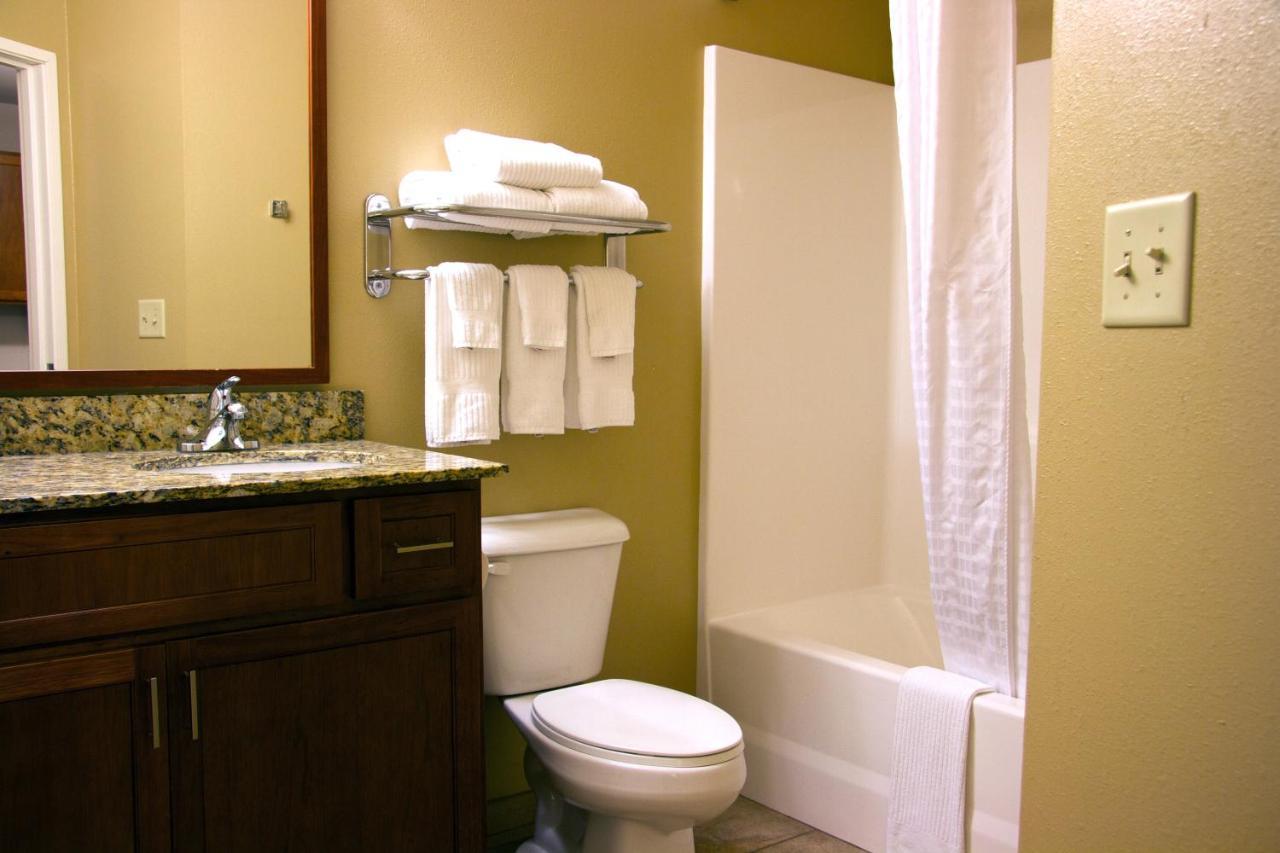 Candlewood Suites Champaign-Urbana University Area By Ihg Экстерьер фото