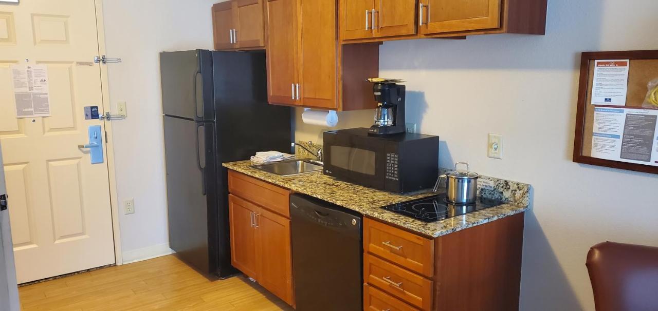 Candlewood Suites Champaign-Urbana University Area By Ihg Экстерьер фото