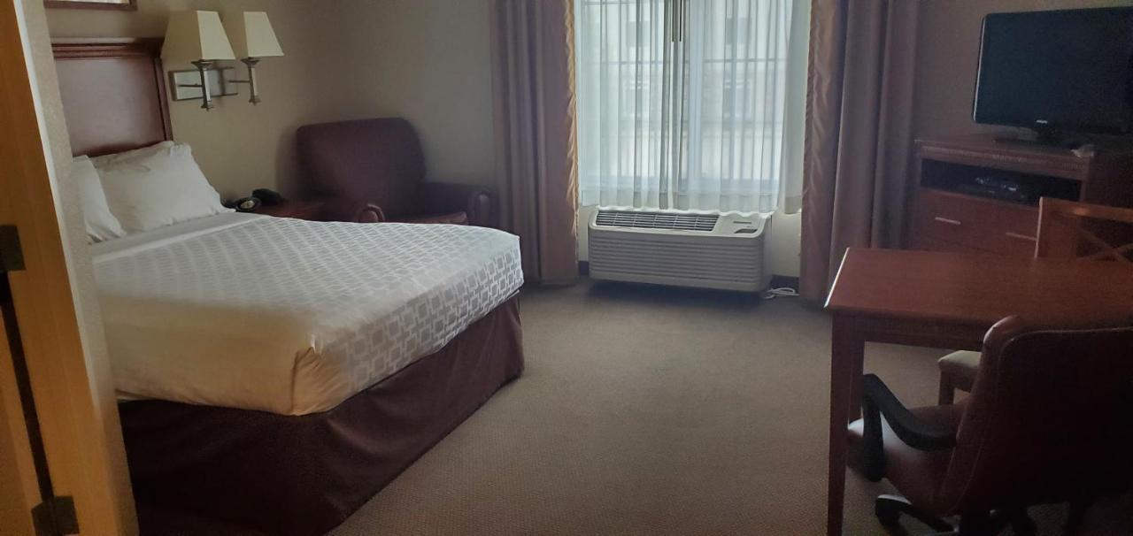 Candlewood Suites Champaign-Urbana University Area By Ihg Экстерьер фото
