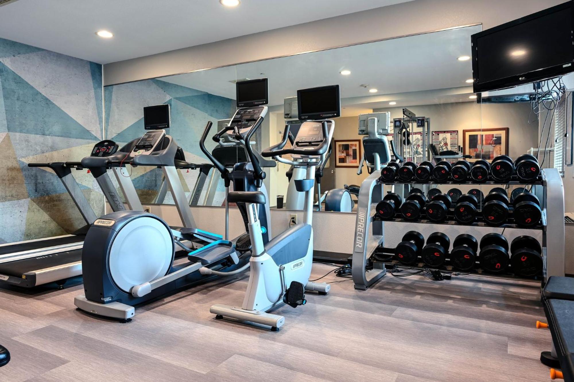 Candlewood Suites Champaign-Urbana University Area By Ihg Экстерьер фото